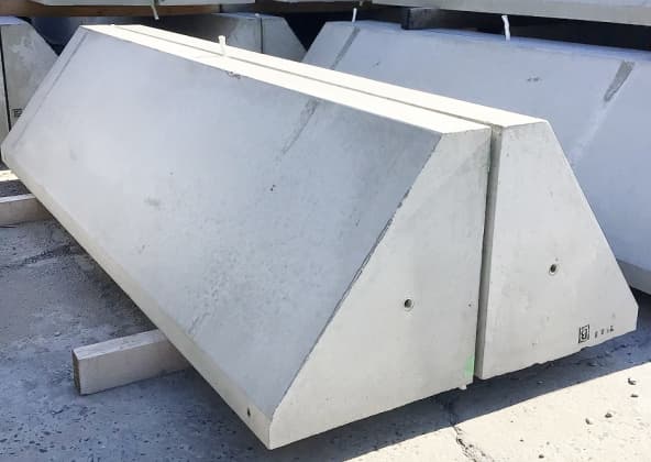 コンクリート基礎